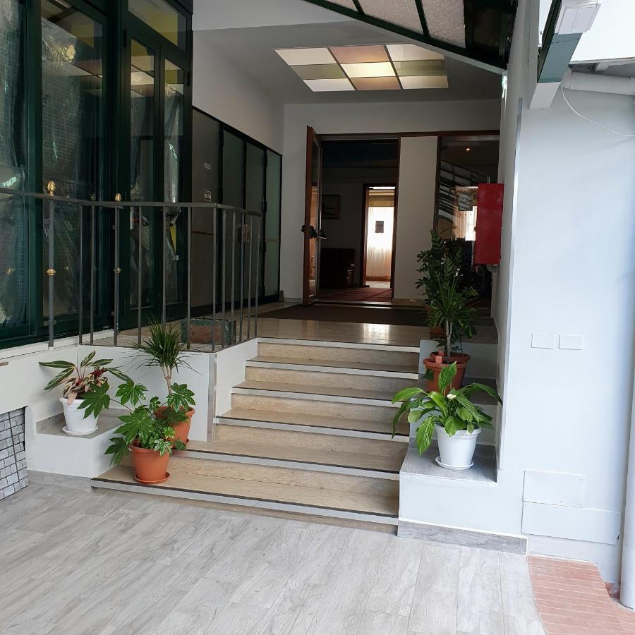 Hotel Perla Massa Lombarda المظهر الخارجي الصورة