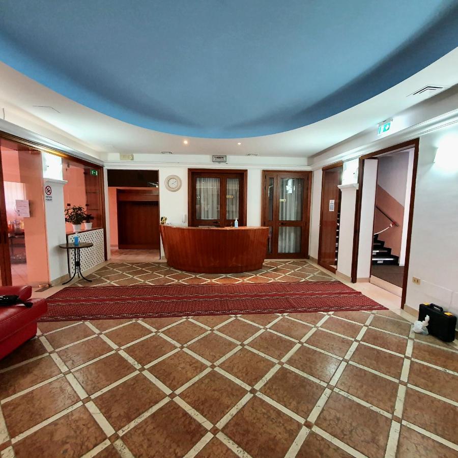 Hotel Perla Massa Lombarda المظهر الخارجي الصورة