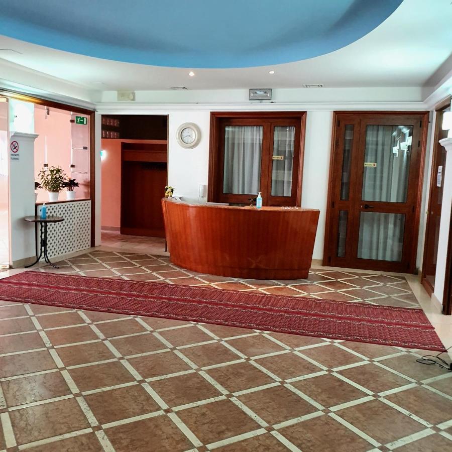 Hotel Perla Massa Lombarda المظهر الخارجي الصورة