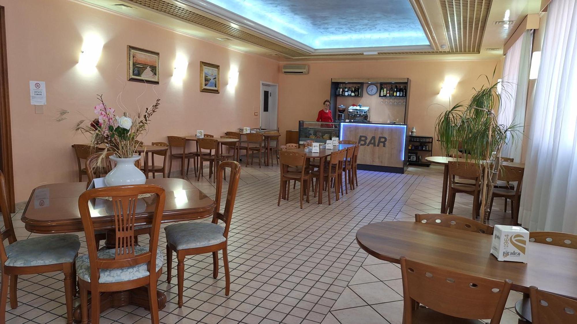 Hotel Perla Massa Lombarda المظهر الخارجي الصورة