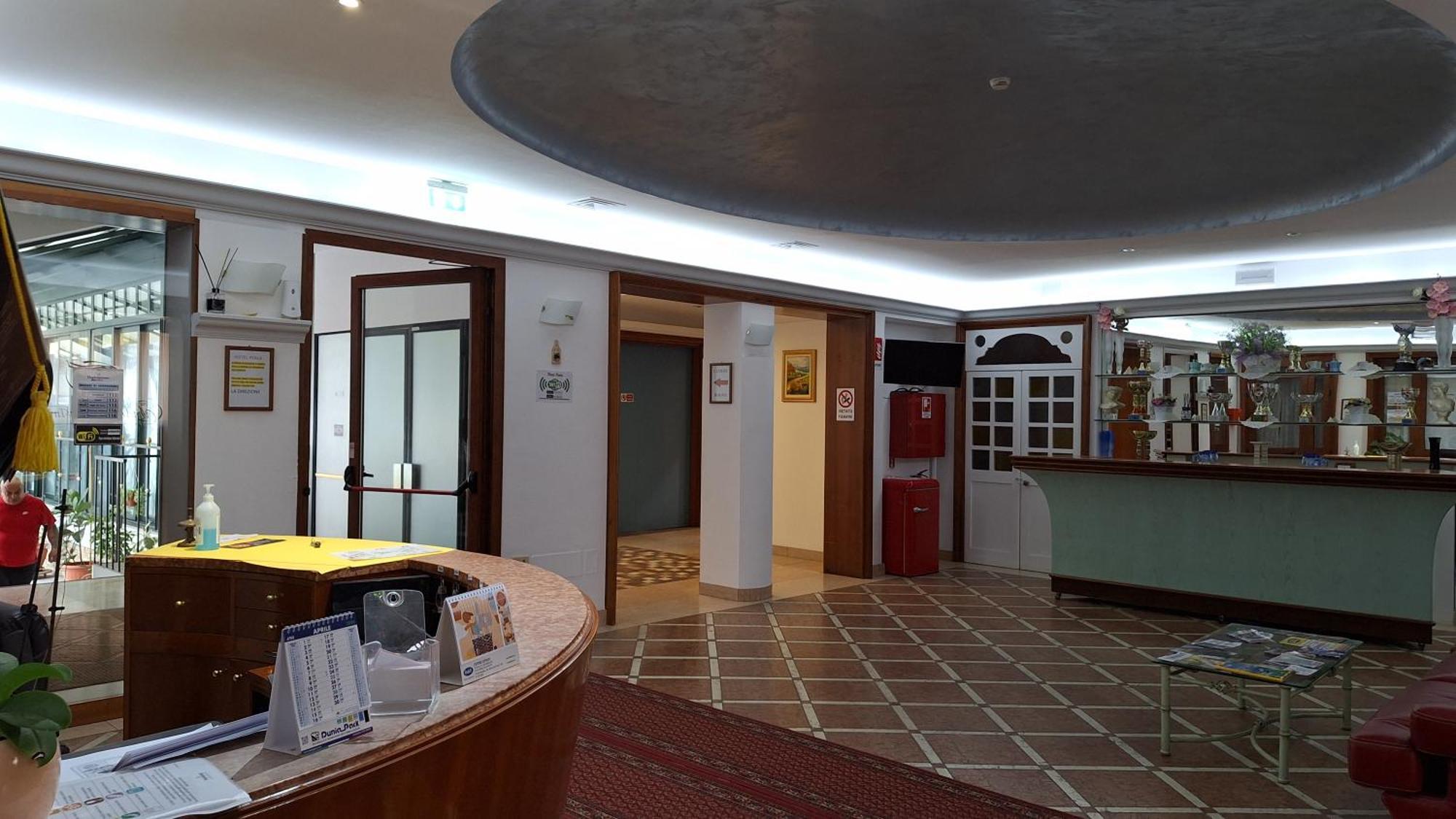 Hotel Perla Massa Lombarda المظهر الخارجي الصورة